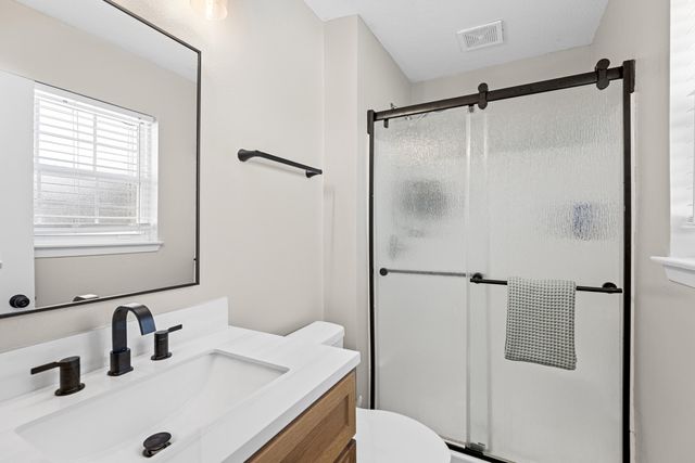 17 Oak Lane, Shalimar, FL 32579