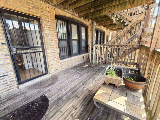 651 E 50th Place 1W, Chicago, IL 60615