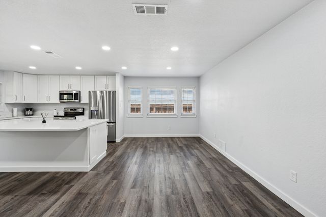1888 Hilltop Drive, Lewisville, TX 75077