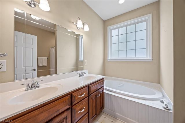 114 Meadow Stone Lane, Mount Airy, NC 27030