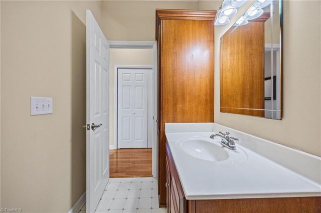114 Meadow Stone Lane, Mount Airy, NC 27030