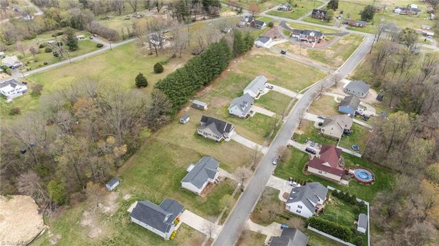 114 Meadow Stone Lane, Mount Airy, NC 27030