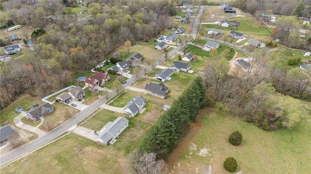 114 Meadow Stone Lane, Mount Airy, NC 27030
