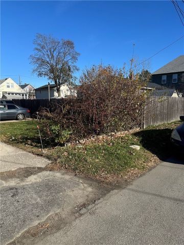 14 New Hampshire Street, Cranston, RI 02920