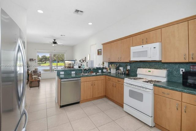 107 NW Summerville Court, Port St. Lucie, Port St Lucie, FL 34986