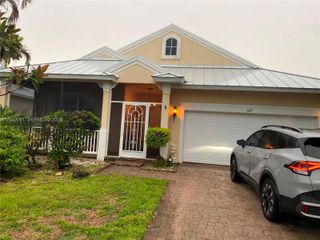 107 NW Summerville Court, Port St. Lucie, Port St Lucie, FL 34986