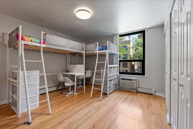 3900 N Pine Grove Avenue 209, Chicago, IL 60613