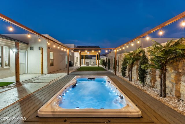 4543 Mesa Central Drive, Las Cruces, NM 88011