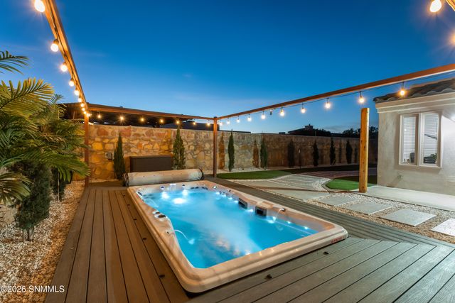 4543 Mesa Central Drive, Las Cruces, NM 88011