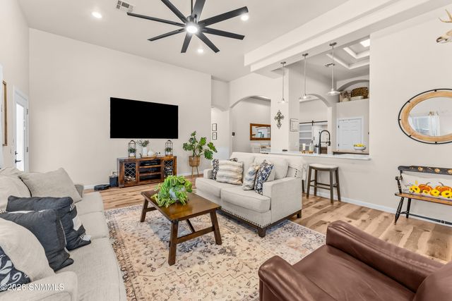 4543 Mesa Central Drive, Las Cruces, NM 88011