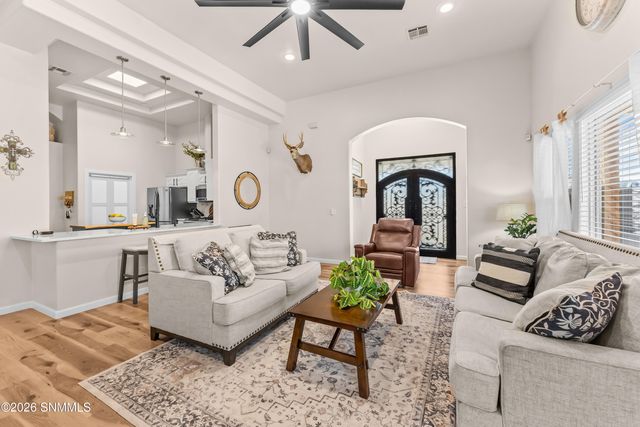 4543 Mesa Central Drive, Las Cruces, NM 88011