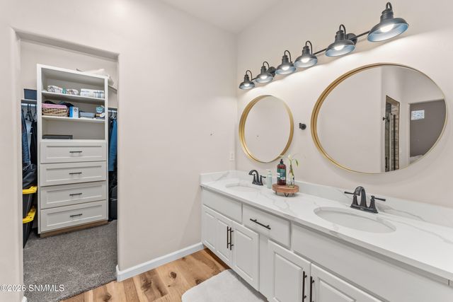 4543 Mesa Central Drive, Las Cruces, NM 88011