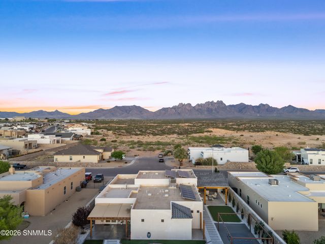 4543 Mesa Central Drive, Las Cruces, NM 88011
