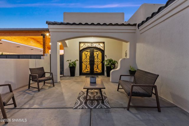 4543 Mesa Central Drive, Las Cruces, NM 88011