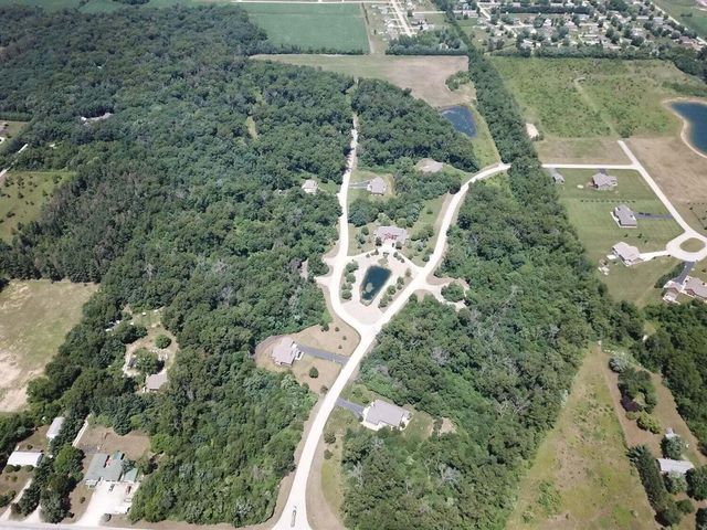 11334 Woodcrest Drive, Wheatfield, IN 46392