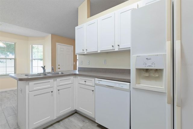 84 BRUNSWICK LANE, Palm Coast, FL 32137