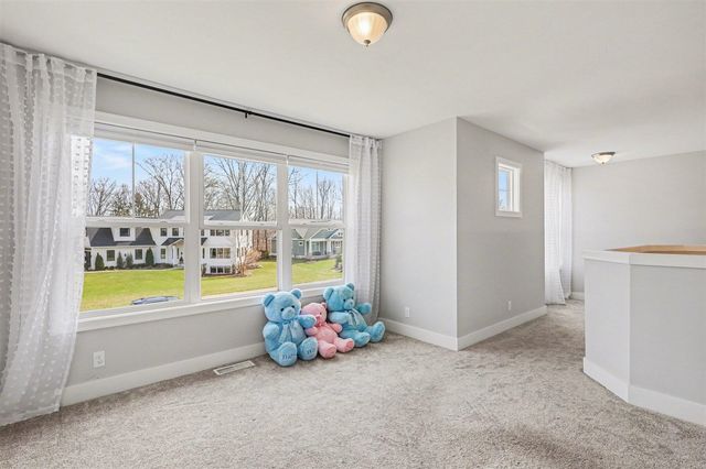 2803 Pinehill Drive, Holland, MI 49424