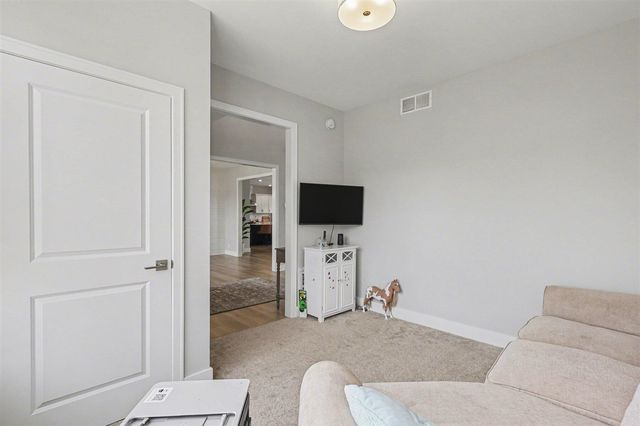 2803 Pinehill Drive, Holland, MI 49424