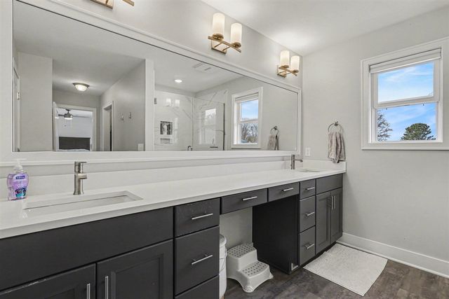 2803 Pinehill Drive, Holland, MI 49424