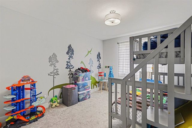 2803 Pinehill Drive, Holland, MI 49424