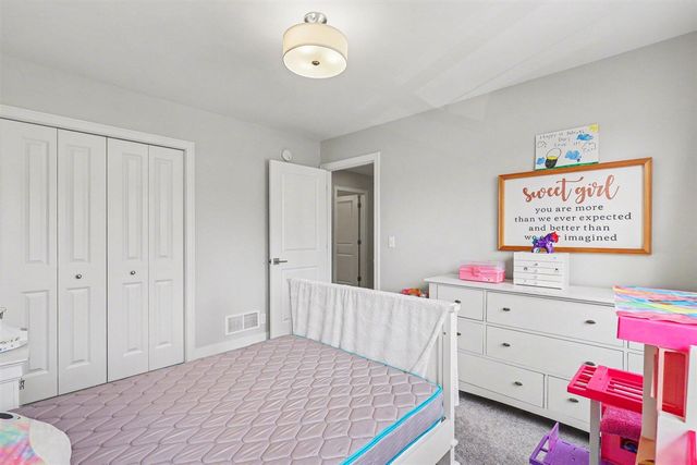 2803 Pinehill Drive, Holland, MI 49424