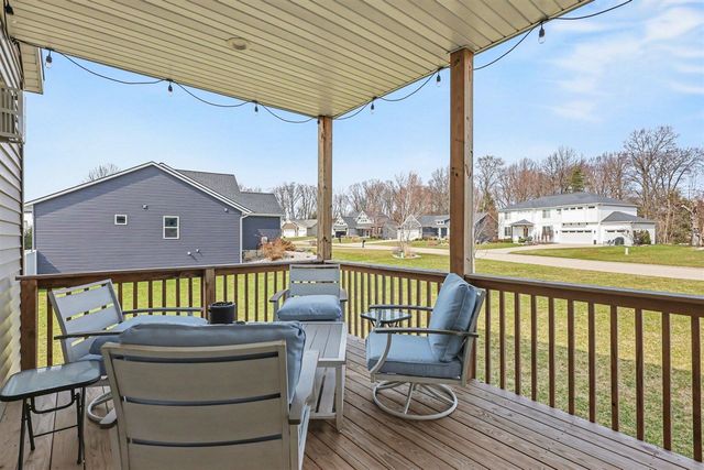 2803 Pinehill Drive, Holland, MI 49424