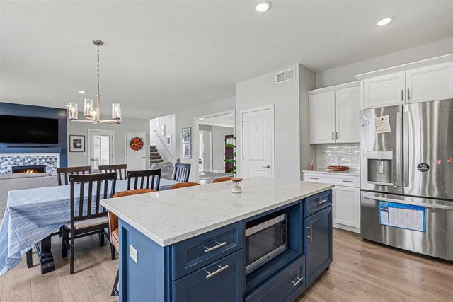 2803 Pinehill Drive, Holland, MI 49424