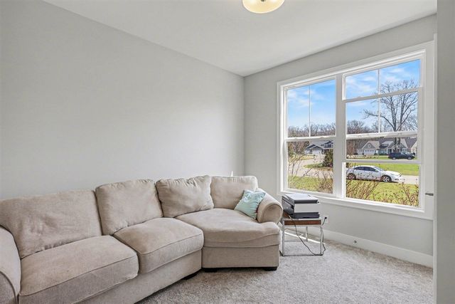 2803 Pinehill Drive, Holland, MI 49424