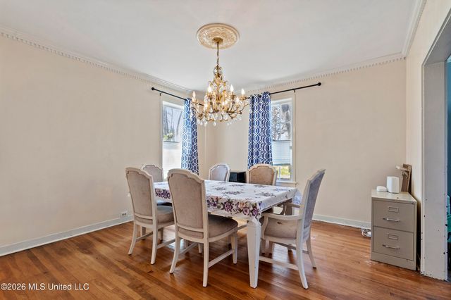 155 N Randolph Street, Holly Springs, MS 38635