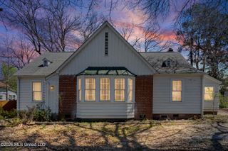 155 N Randolph Street, Holly Springs, MS 38635