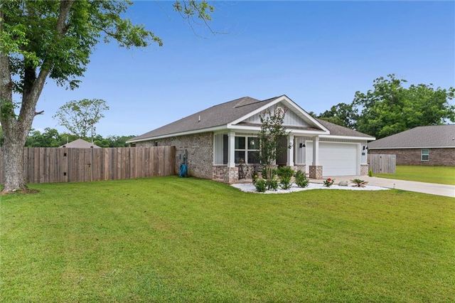 9052 Home Avenue, Irvington, AL 36544