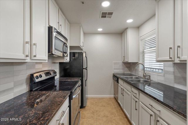 14145 N 92ND Street 2108, Scottsdale, AZ 85260