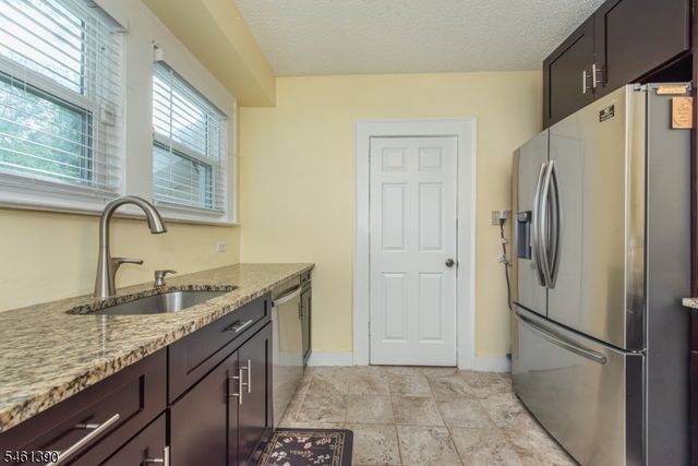 76 Elliot Pl, East Orange City, NJ 07018