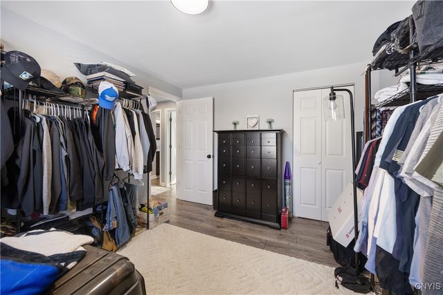 8025 Bamm Hollow Road, Clay, NY 13041