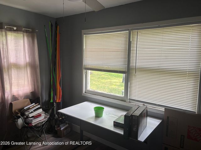 1717 Illinois Avenue, Lansing, MI 48906