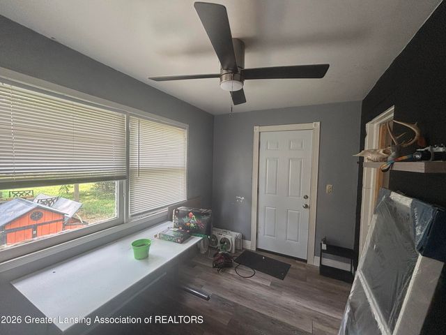 1717 Illinois Avenue, Lansing, MI 48906