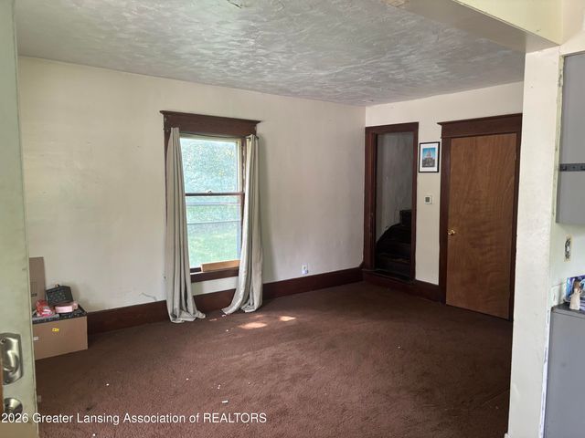 1717 Illinois Avenue, Lansing, MI 48906