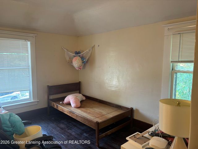 1717 Illinois Avenue, Lansing, MI 48906
