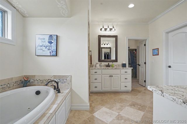 21314 E 113th Street S, Broken Arrow, OK 74014