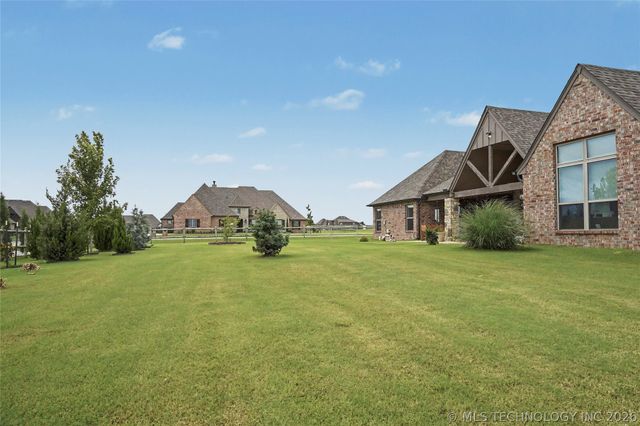 21314 E 113th Street S, Broken Arrow, OK 74014