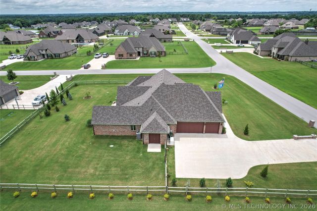 21314 E 113th Street S, Broken Arrow, OK 74014