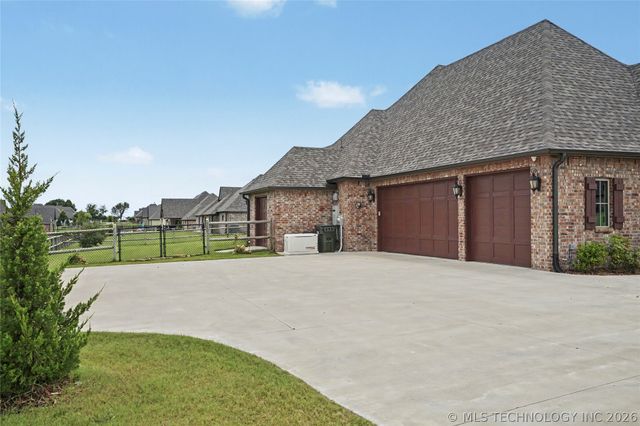 21314 E 113th Street S, Broken Arrow, OK 74014