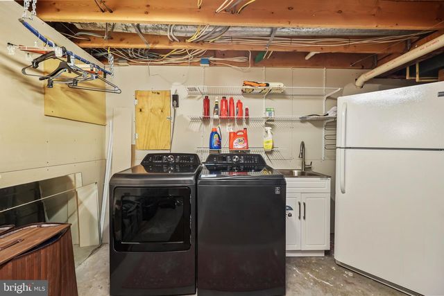 3606 CANOE BIRCH CT, Fairfax, VA 22033