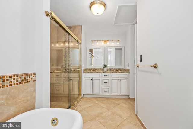 3606 CANOE BIRCH CT, Fairfax, VA 22033