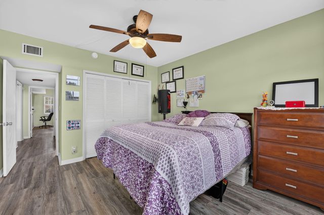 3960 Oaks Clubhouse 110, Pompano Beach, FL 33069
