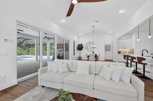 724 SHIVERS LOOP, The Villages, FL 34762