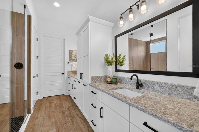 724 SHIVERS LOOP, The Villages, FL 34762