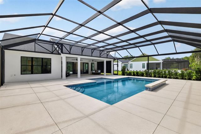 724 SHIVERS LOOP, The Villages, FL 34762