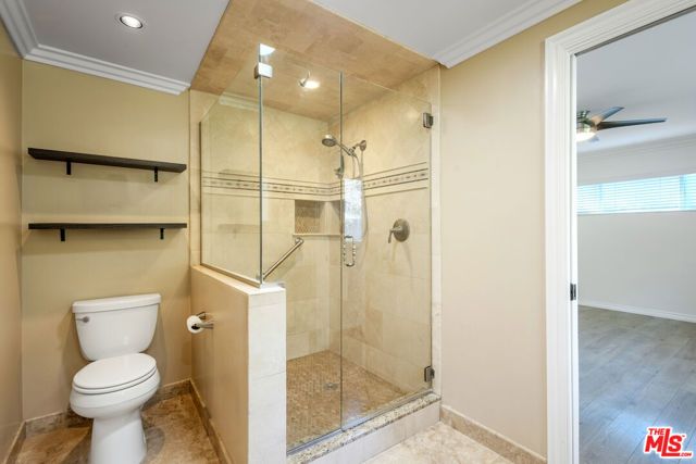 1921 El Monte Drive, Thousand Oaks, CA 91362