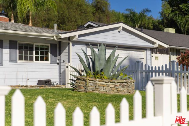 1921 El Monte Drive, Thousand Oaks, CA 91362